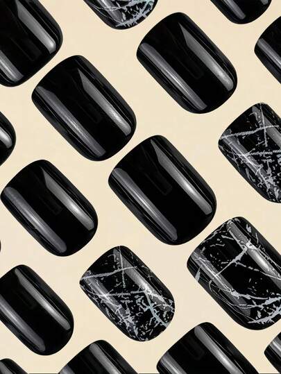 24個 クロップ プリデザインネイル、光沢のあるブラック&ホワイトの割れた効果のネイルアートステッカー付き