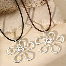 Vòng cổ mặt dây chuyền hoa tối giản phong cách Châu Âu và Mỹ dành cho nữ, trang sức choker kim loại rỗng cá nhân hóa ngọt ngào và mát mẻ - màu đen - Xem 2