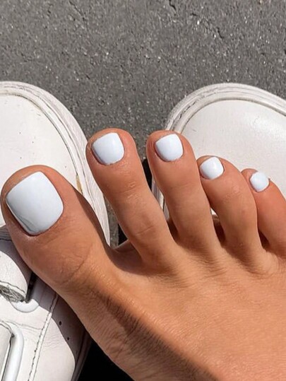 夏用短い四角形の磁器白のソリッドカラーの明るいオイルトウネイル24枚とジェリーステッカー1枚、ネイルファイル1枚