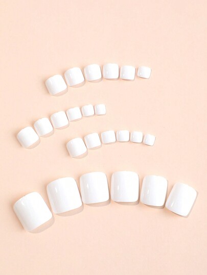 夏用短い四角形の磁器白のソリッドカラーの明るいオイルトウネイル24枚とジェリーステッカー1枚、ネイルファイル1枚