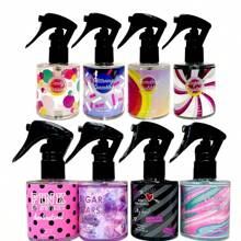 de Perfume para cabello, Spray Fragancia especialmente diseñado para el cabello, dejando un rico aroma por horas. No produce caspa ni orzuela.  BRINDA PROTECCIÓN. NUTRE. HIDRATA. APORTA BRILLO. VV LOVE, LOVE STORY . Sumérgete en un mundo de sensualidad y elegancia - FRESCO Y VARIEDAD - Ver 3