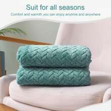 Soft Cozy 3D Decorative Jacquard Flannel Blankets, Lightweight Fuzzy Plush Warm Throws For All Seasons