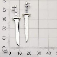 10/16 bucăți Breloc de sabie cavaler șarpe de Halloween Breloc de sabie de argint antic cuțit de metal pandantive Colier Fabricare de bijuterii Accesorii artizanale