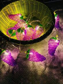 1 pieza Guirnalda de luces LED en forma de uva morada, luz decorativa en forma de fruta para festividades, uso en interiores y exteriores - Morado - Ver 3