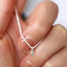 1pc Minimalist Women's Shiny Wave Cross Pendant Plain Chain Necklace - Silver - View 2