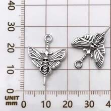 10/16 bucăți Breloc de sabie cavaler șarpe de Halloween Breloc de sabie de argint antic cuțit de metal pandantive Colier Fabricare de bijuterii Accesorii artizanale