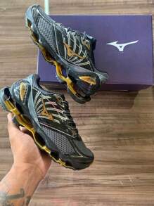 Men Sneakers - Đen và vàng - Xem 1