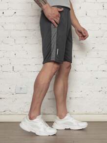 Men Shorts - 黑色 - 查看 2