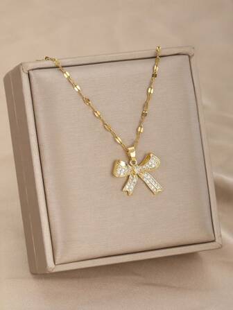 1pc Girls' Elegant Gold-Plated Butterfly Pendant Necklace With Zirconia Stones, Stainless Steel Chain, Suitable For Children's Party, Casual Wear