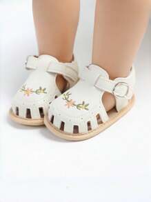 Yibubu White Infant Shoes Embroidered Flower Infant Girl Sandals Toddler First Walkers Shoes Girls Vintage Closed Toe Beach Flat Sandals Summer
