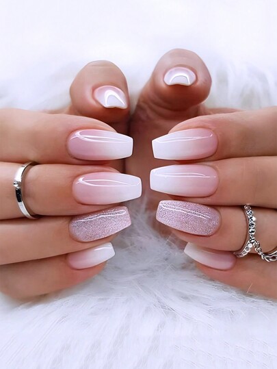 ルックをアップグレード！グリッター、ピンクグラデーション、フルカバーの偽爪棺型24個セット、女性や女の子に適しています。