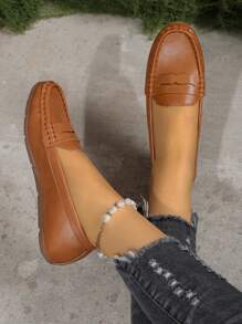 Klassieke effenkleurige handgemaakte stiksels decor loafers, lichtgewicht comfortabele casual mode mocassins