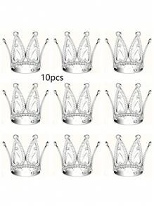 1入組15入組和10入組迷你銀色皇冠和蛋糕造形復古頭飾鬆餅頂級裝飾，非常適合婚禮、生日派對女王公主照片道具，是活動珠寶首選。頭飾 - 10個迷你少鑽皇冠 - 查看 13