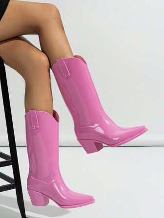 Långa regnstövlar för kvinnor fyra säsonger Mjuka, halkfria fuktgivande och varma fashionabla utomhus europeisk och amerikansk stil Vattentäta högklackade stövlar för höst, rosa och persikofärger