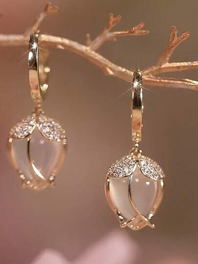 A Pair Creative Imitation Opal Stone Tulip-Shaped Earrings, Cute Earrings For Girls, Fashion, Wedding. Valentine's Day Accessories