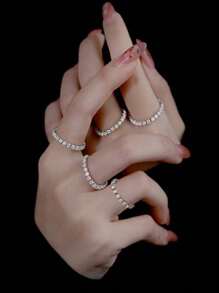 5pcs Sparkling Rhinestone Elastic Rings, Party Style Adjustable Finger Rings, Delicate Rings Suitable For Giving As Gifts