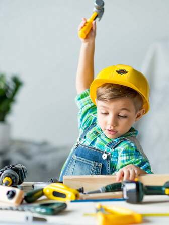 1PC Fireman Chief Helmet Firefighter Hat Cap Toy Yellow Construction Hat Plastic Hard Hat Toy Construction Worker Helmet For Dress Up Costume Party Engineer Hard Plastic Cap Kid Pretend Play