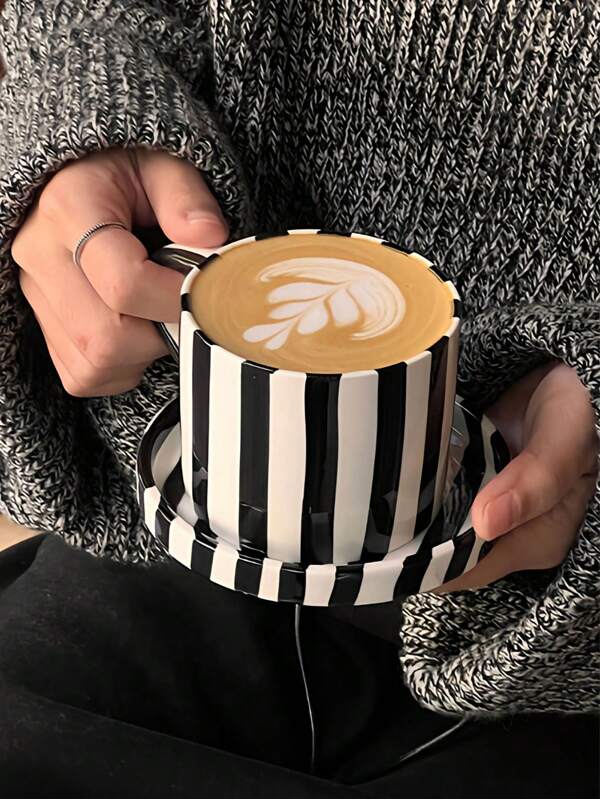 1 taza de café de cerámica con platillo, estilo Ins nórdico y francés clásico con rayas blancas y negras, para café, cocina o hogar, presenta en cumpleaños y fotografías