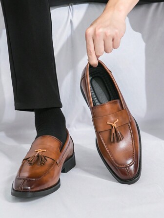 Fashionable Vintage Men Loafers, British Style Business Formal Thick-Soled Slip-On Shoes, Hairstylist Tassel Casual Shoes