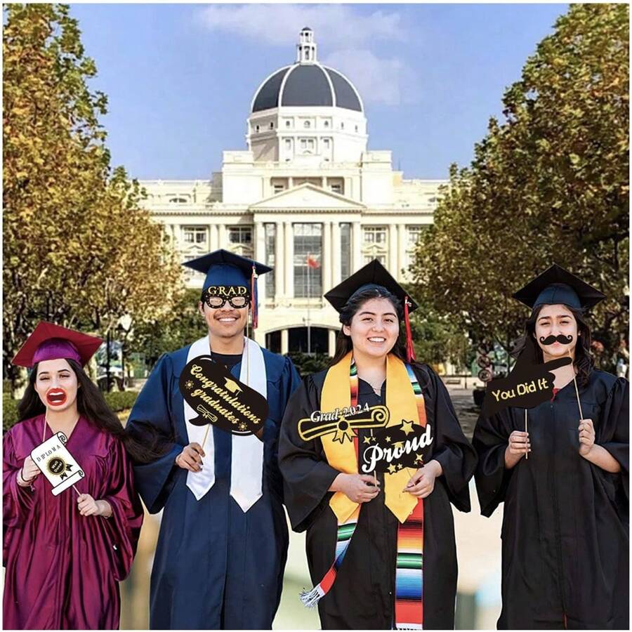 Chúc Mừng Tốt Nghiệp 2024 Đạo Cụ Buồng Chụp Ảnh 35 Chiếc Đạo Cụ Chụp Ảnh Tốt Nghiệp Vàng Xanh Lớp 2024 Trang Trí Tốt Nghiệp Với Gậy Cho Trẻ Em Bé Trai Bé Gái Nam Nữ Lễ Tốt Nghiệp Ủng Hộ Đồ Dùng Trang Trí - đầy màu sắc - Xem 1