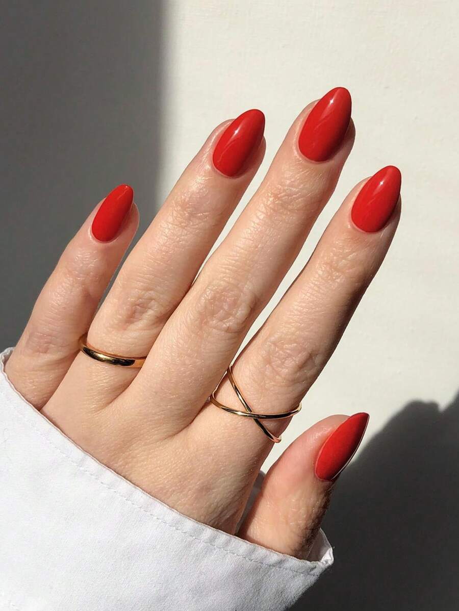 Bộ 24 miếng dán móng tay ngắn hình bầu dục màu đỏ và nude bóng, giúp tôn lên vẻ ngoài thời trang của bạn. Màu sắc kẹo Macaron, vừa khít với móng giả acrylic, bao gồm 1 miếng gel dẻo và 1 dũa móng, phù hợp cho phụ nữ và các bạn gái sử dụng hàng ngày khi đi làm, học tập và dự tiệc. - Đỏ - Xem 1
