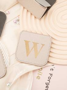 1 pezzo Specchio da trucco pieghevole in acciaio inossidabile con lettere dorate personalizzate, avvolto in elegante pelle color cachi. Perfetto per la cara mamma, zia, nonna, figlia, nipote, sorella, sposa, damigella e la tua amata ragazza! Ideale per occasioni come vacanze, compleanni, matrimoni, festa della mamma e San Valentino, questo pensieroso ed esquisito regalo aggiungerà un tocco di fascino ai loro momenti speciali, trucco, economico, decorazione della stanza, vanità, viaggio, camera da letto, accessori per il trucco, specchio, specchio da trucco, economico, riempitivi per calze, trucco, strumenti per il trucco, roba economica, regali, regali per donne, regali di Natale