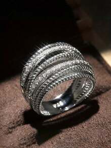 1 pieza Anillo exquisito de micro pavé de circonita cúbica, creativo anillo de dedo cruzado para mujeres, anillo hueco envuelto de línea geométrica