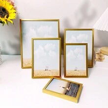 1pc Minimalist Style Picture Frame, Can Be Placed Horizontally Or Vertically, Suitable For Display On Tabletop Or Wall Decoration, For Living Room, Bedroom, Study, Hall, Gallery Etc. (Picture Is For Reference Only, Photo Paper Included Randomly)