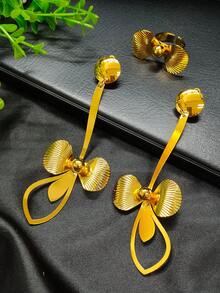 4入組時尚女性花形鍍金珠寶套裝，包括項鍊，耳環，手鐲和戒指，適用於/非洲/迪拜新娘盛裝婚禮派對，情人節，母親節，週年慶典禮物 - 金黃色 - 查看 4