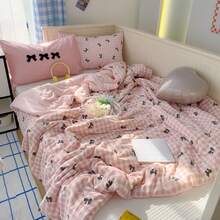 1pc Skin-Friendly Breathable Multi-Purpose Air Conditioning Quilt For Summer (Pillowcase Not Included) - Pink - View 1