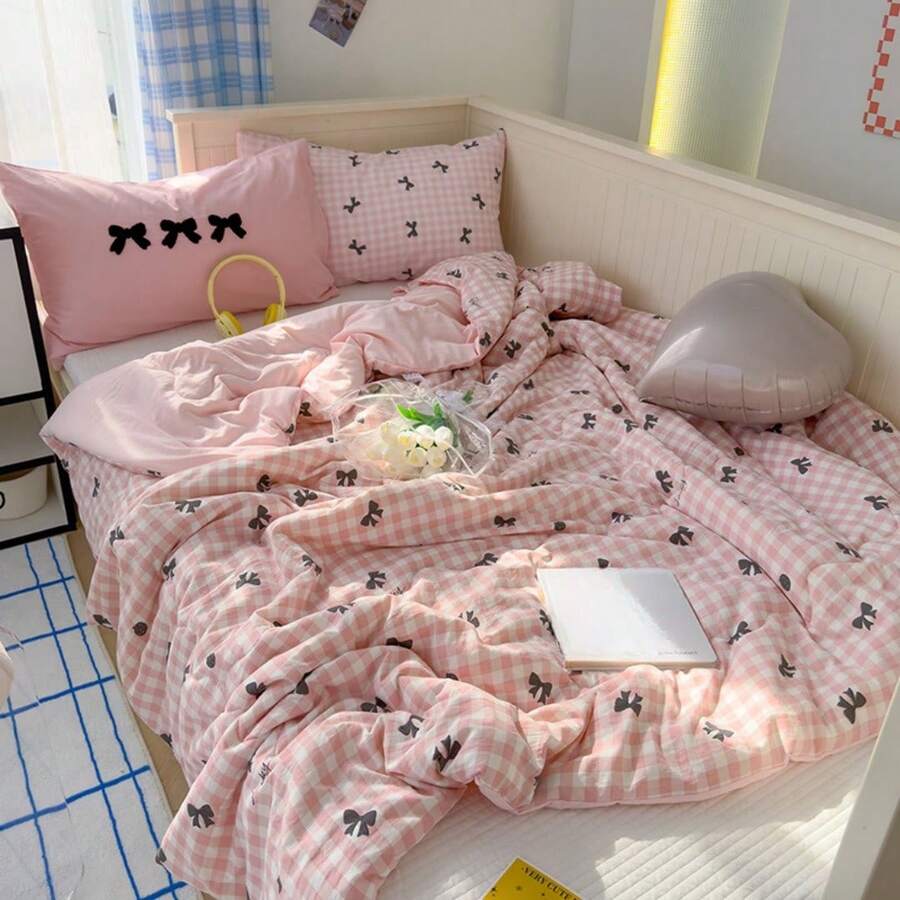 1pc Skin-Friendly Breathable Multi-Purpose Air Conditioning Quilt For Summer (Pillowcase Not Included) - Pink - View 1