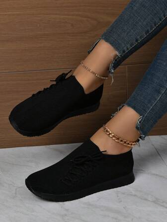 New Arrival Cross Lace-Up Breathable Mesh Solid Color Women Sports Shoes With Chunky Non-Slip Sole, Suitable For All Seasons And Large Size