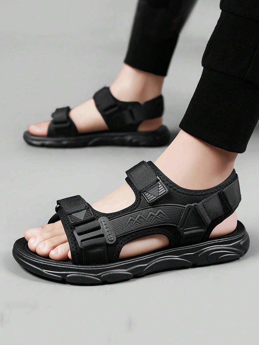 Men's Fashionable Breathable Lightweight Beach Sandals - Black - View 1