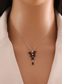 1pc Stainless Steel 18K Plated Butterfly Pendant Necklace, Fashion French Chic Ins Style Suitable For Party, Date, Office Wear