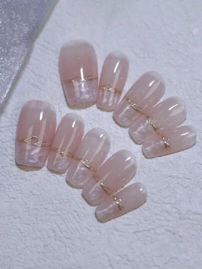 珍珠白贝壳纹理法式100%纯手工制作美甲贴片，裸粉色甜美色系，短款棺材形，10片装，可重复使用，适合日常佩戴和派对美甲设计，美甲用品，手工美甲贴片