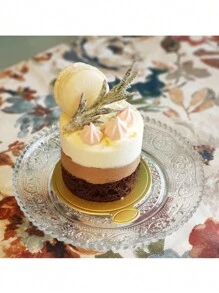 100pcs Mini Round Paper Cake Base, Golden Mousse Dessert Board, Disposable Paper Cupcake Base, Suitable For Wedding Birthday Party Dessert Display Tray Pastry Board - Oil-Proof And Moisture-Proof,Christmas
