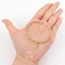 1入新潮不鏽鋼首字母環扣紙夾手鍊，女士手鍊 - 金黃色 - 查看 3