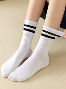 3 Paar schwarz, weiß und grau mit Doppelstreifenmuster Mittelhöhe Tennis Socken, unisex Outdoor