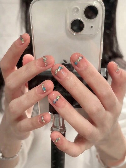 30枚セット 手作り シームレス短いネイルアートステッカー カラフルなラインストーン付き、着脱可能