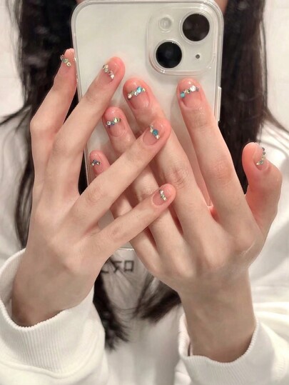 30枚セット 手作り シームレス短いネイルアートステッカー カラフルなラインストーン付き、着脱可能