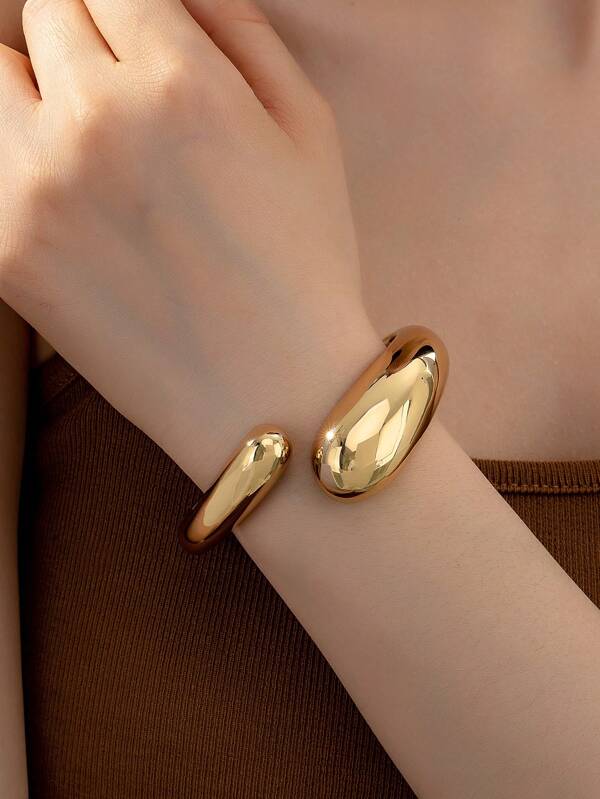 1 Brazalete sencillo de aleación en forma de gota de oro, Pulsera de moda dorada