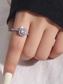 Ensemble de 5 bagues en cuivre avec zircone élégante, géométrique, de luxe et personnalisée pour les femmes, pour des mariages et des fêtes