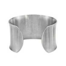 Lavari Women's Gold Ion Plated Satin Finish Stainless Steel Open Cuff Bangle