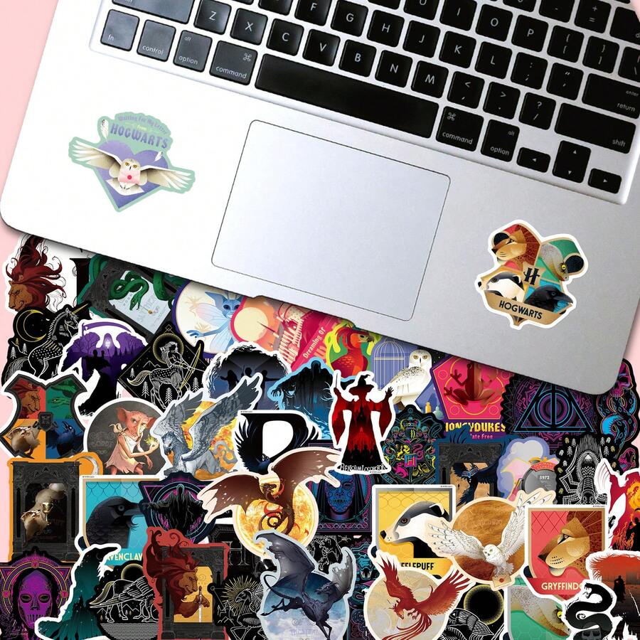 50pcs Harry Potter Hogwarts Four Great Colleges Badge Props Bulk