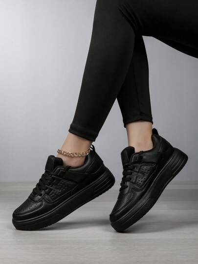 Women's Casual Sneakers, Lace-Up Soft Bottom Flat Low-Top Shoes, Round Toe Versatile Slip-On Skateboard Shoes, Student Shoes, Black Sole Shoes. Classic Women's Breathable Non-Slip Sports Shoes, Casual Lace-Up Outdoor Sports Shoes, Simple And Comfortable Low-Top Summer Shoes