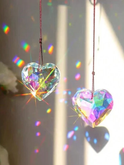 1入心形水晶捕夢網，彩色陽光吊墜，臥室窗戶裝飾，彩虹家居裝飾
