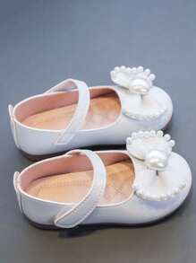 Girls' Princess Flats With Soft Sole, Flats, New Style In Spring And Summer, Pearl & Bowknot Decoration, Kids' Leather Flats