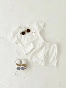 2pcs Baby Girls' Sweet Heart Printed Short Sleeve T-Shirt And Shorts Set, Summer