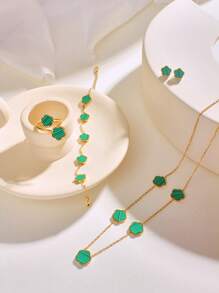 Set de 5 piezas de aretes, pulsera, collar y anillo con diseño floral de trébol de cuatro hojas, chapado en oro de 18K, estilo sencillo y elegante: El mejor regalo de cumpleaños para madres, hijas y amigas, adecuado para cumpleaños de mujeres, fiestas y todas las ocasiones