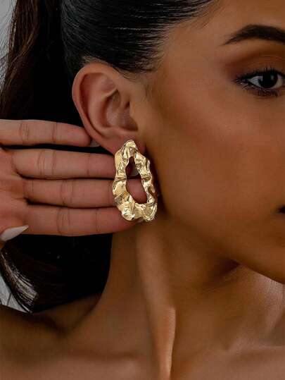 1 paire de grandes boucles d'oreilles pour femmes de style européen et américain exagérées et creusées